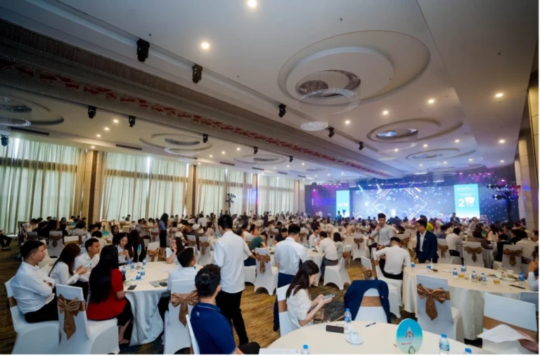 500 CHIẾN BINH SALES LAHOME ĐỔ BỘ DỰ ÁN VINHOMES GOLDEN CITY